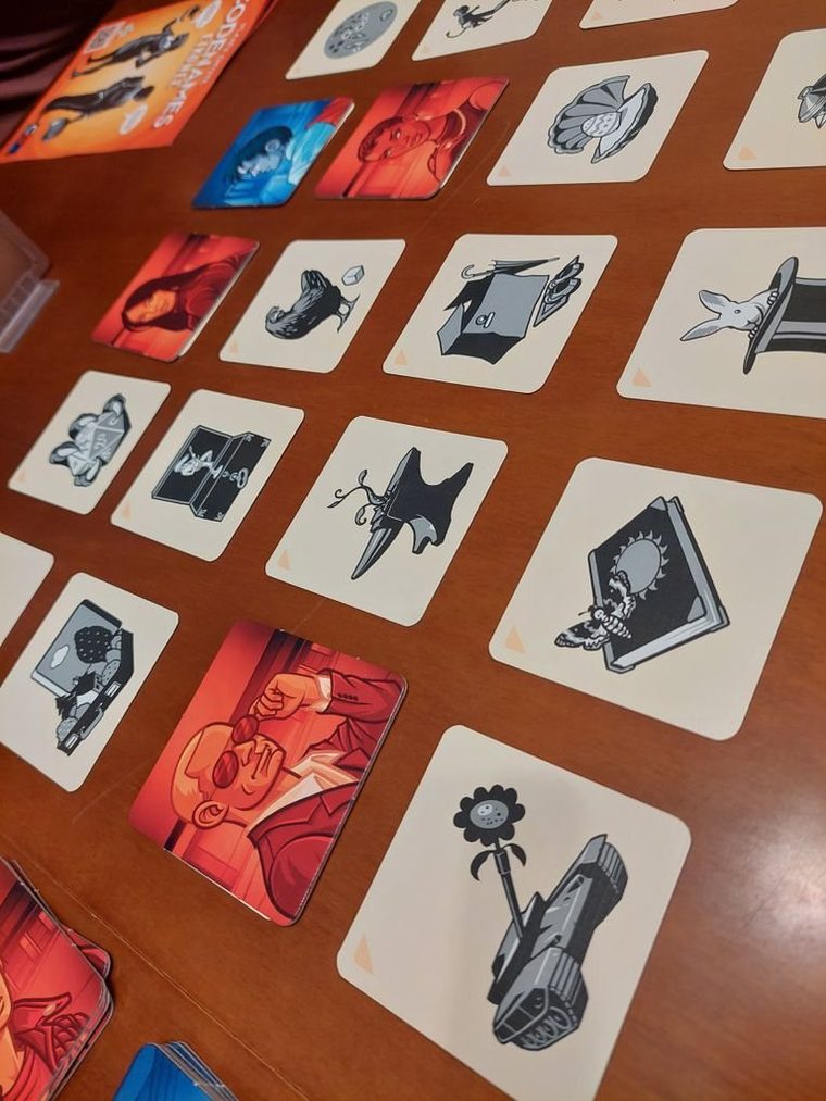 Codenames: Pictures – Ansicht 3